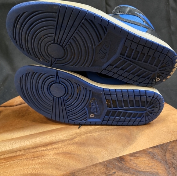 Air Jordan 1 Retro Varsity Royal Blue Black Men's Size 8.5. - Picture 7 of 7